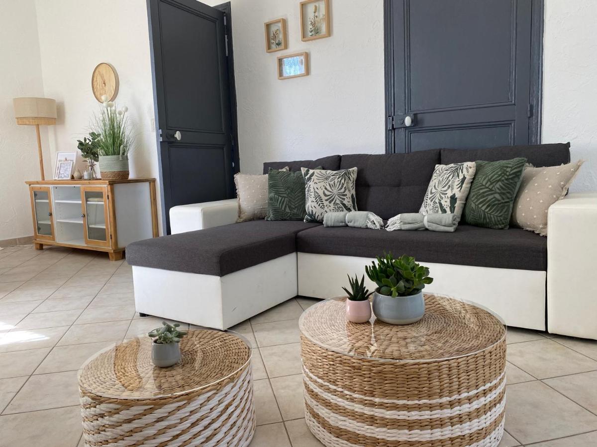 La Bastide de Jean Maison de charme dans un domaine equestre privé Grasse Esterno foto